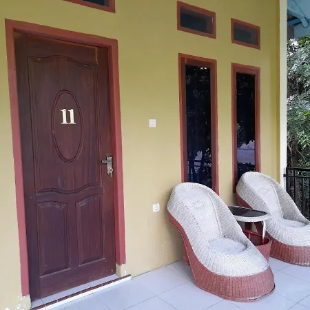 Tangkoko Lodge Bitung Exterior photo
